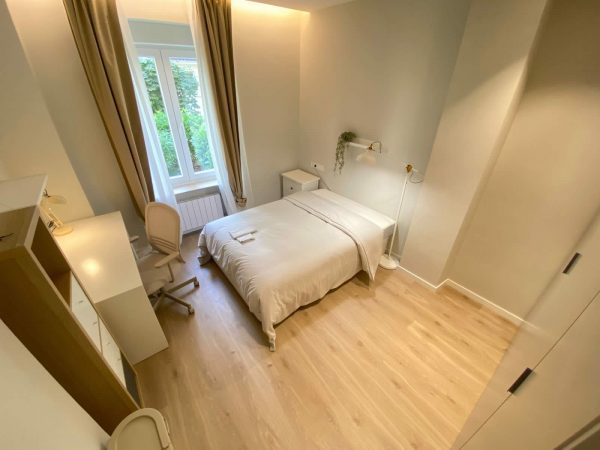 2b09b195-ae87-4d14-b7c7-272c844ba4cf 2b09b195-ae87-4d14-b7c7-272c844ba4cf