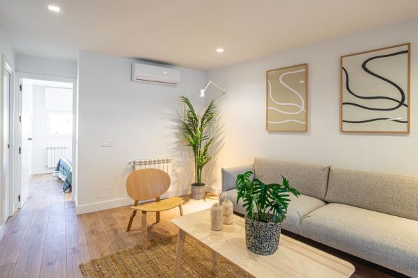 WhatsApp Image 2022-12-12 at 21.03.18 WhatsApp Image 2022-12-12 at 21.03.18